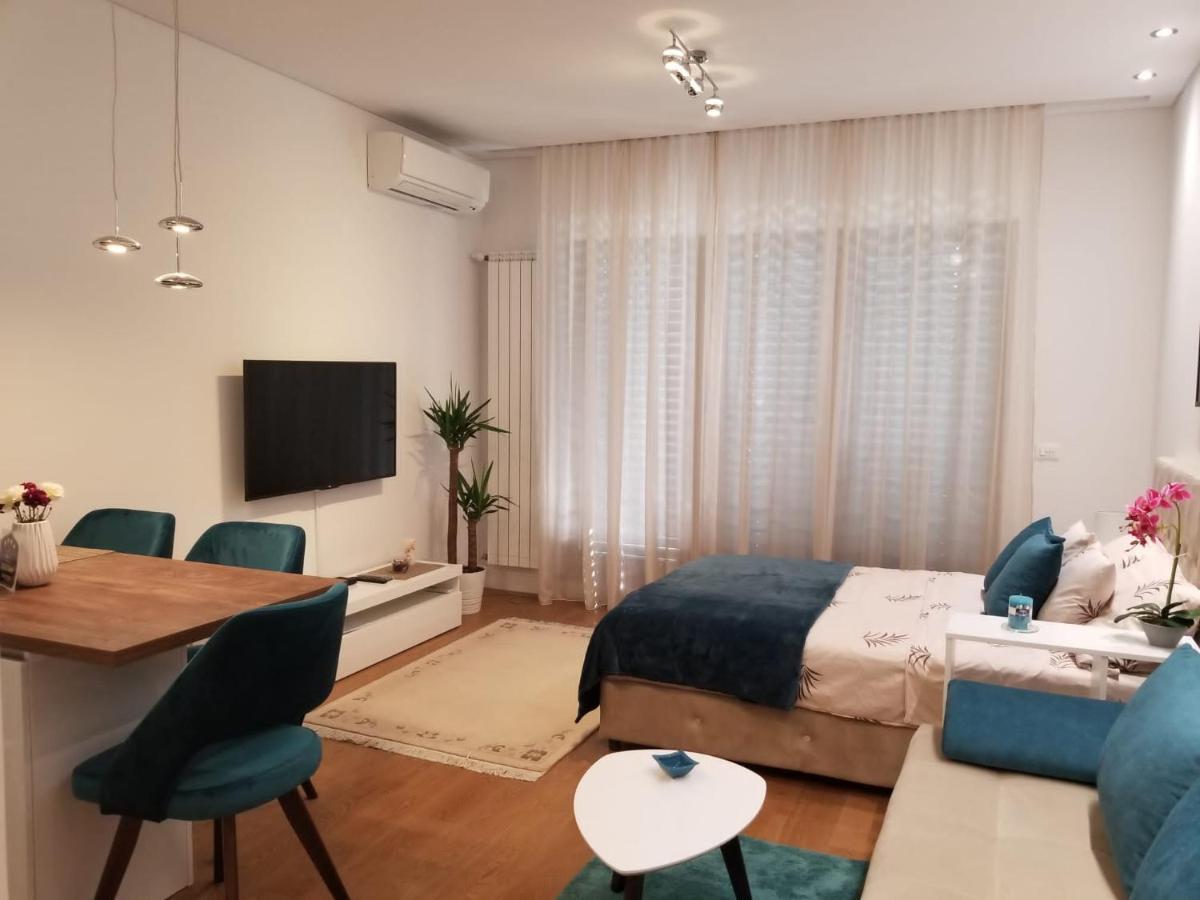 Azura Residence - New Luxury Apartment بلغراد المظهر الخارجي الصورة