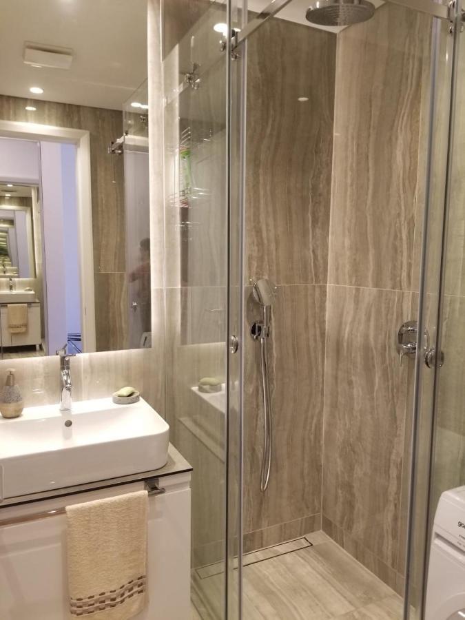 Azura Residence - New Luxury Apartment بلغراد المظهر الخارجي الصورة