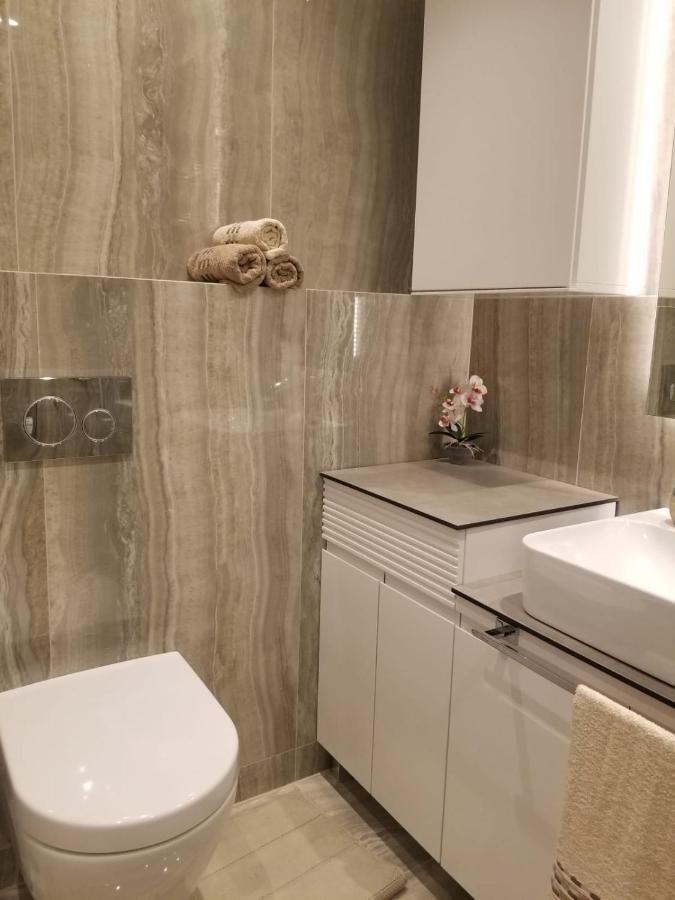 Azura Residence - New Luxury Apartment بلغراد المظهر الخارجي الصورة